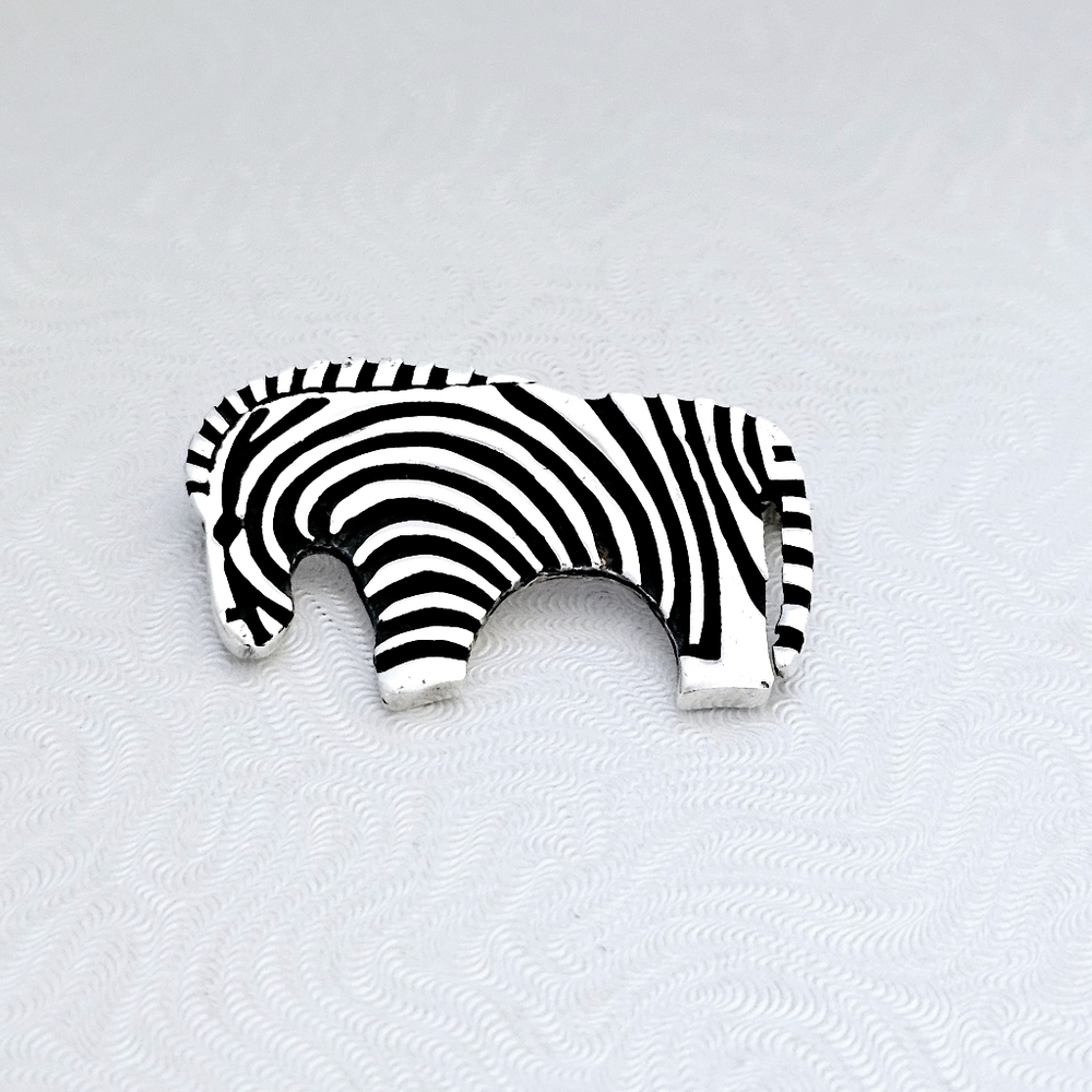 Silpada Rare Sterling Silver Zebra Vintage Pin Brooch XI112/I0112